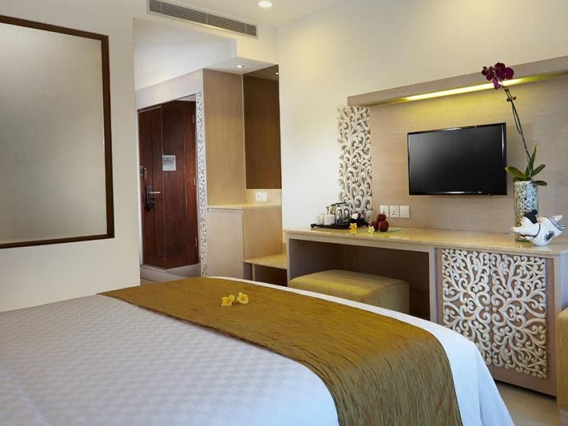 Kuta Angel Hotel - Luxurious Living Exterior photo